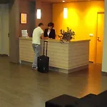 280 Zaragoza Hotel