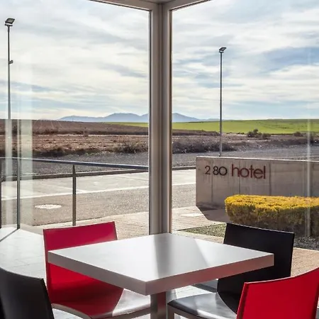 280 Zaragoza מלון Calatorao