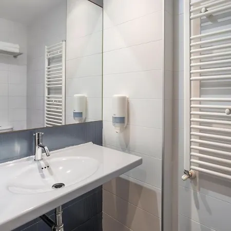 280 Zaragoza Hotel 2*