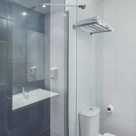 280 Zaragoza Szálloda 2*