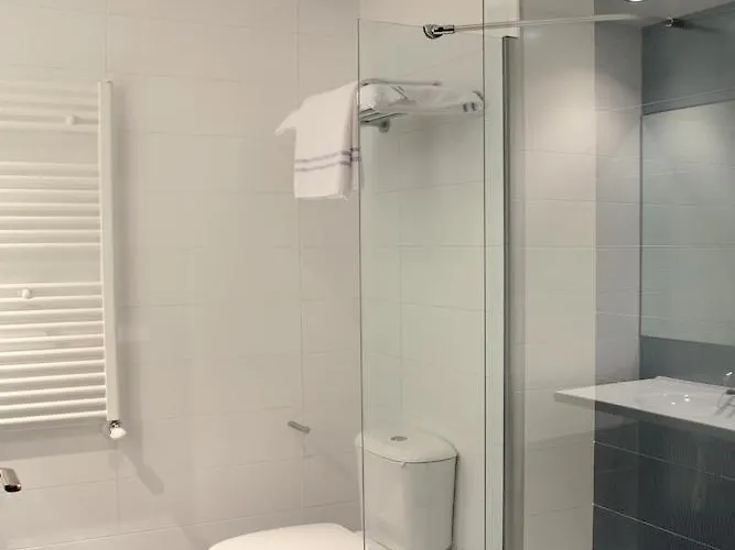 280 Zaragoza Hotel 2*