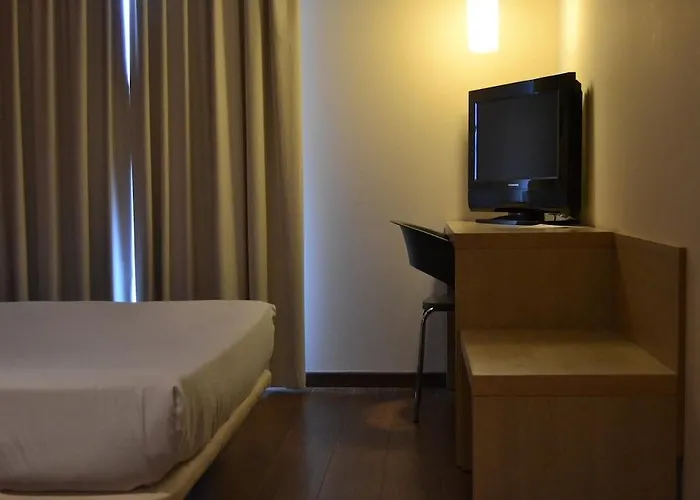 Hotell 280 Zaragoza 2*