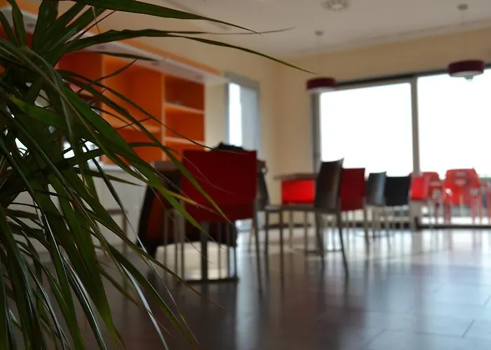 280 Zaragoza Hotell 2*