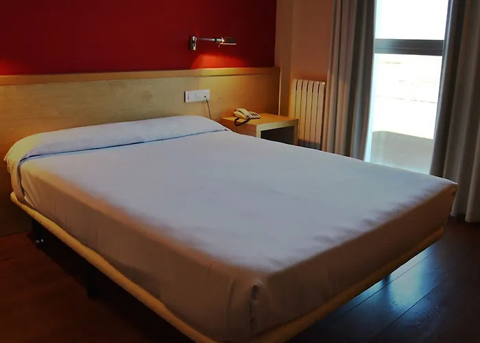 280 Zaragoza Hotel 2*